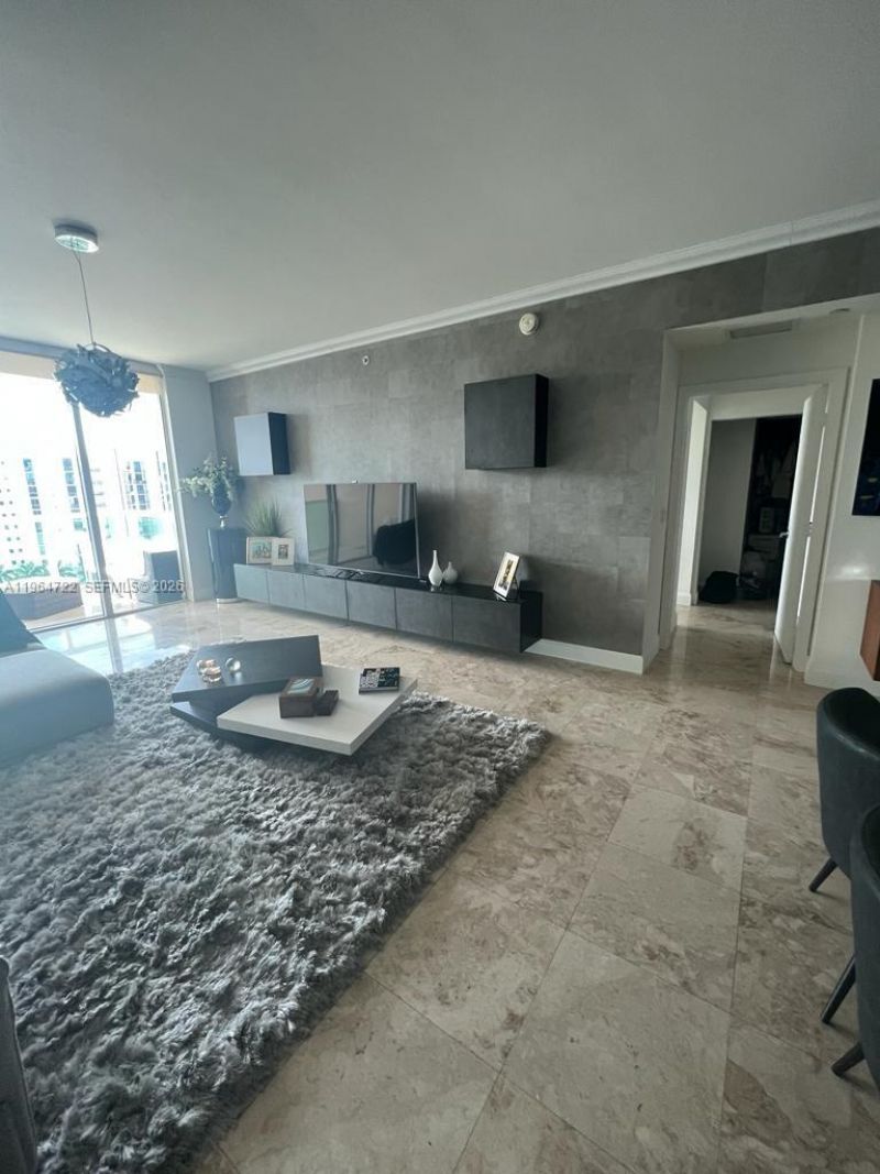 3330 NE 190th St, Unit 1117, Aventura, FL 33180 Photo