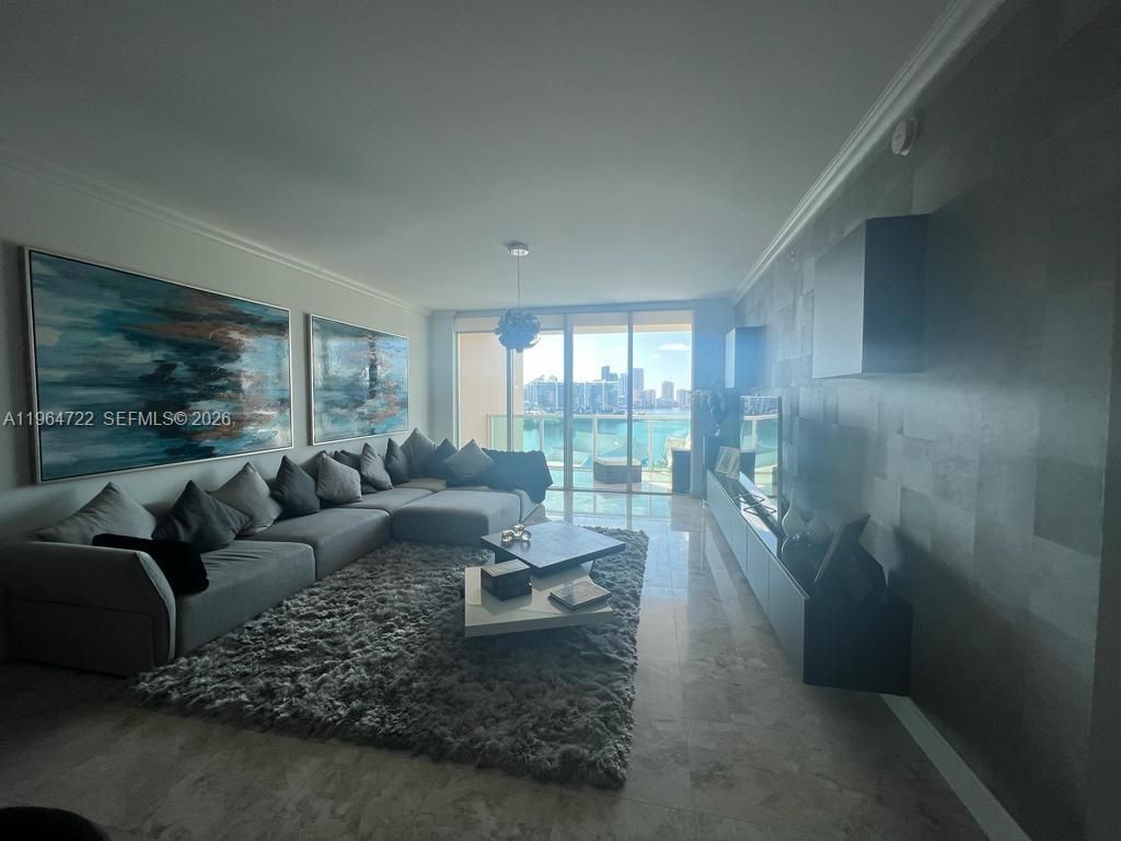 3330 NE 190th St, Unit 1117, Aventura, FL 33180 Photo