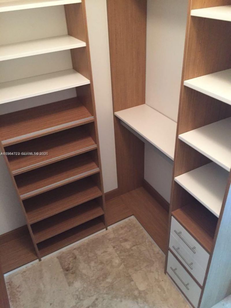 3330 NE 190th St, Unit 1117, Aventura, FL 33180 Photo