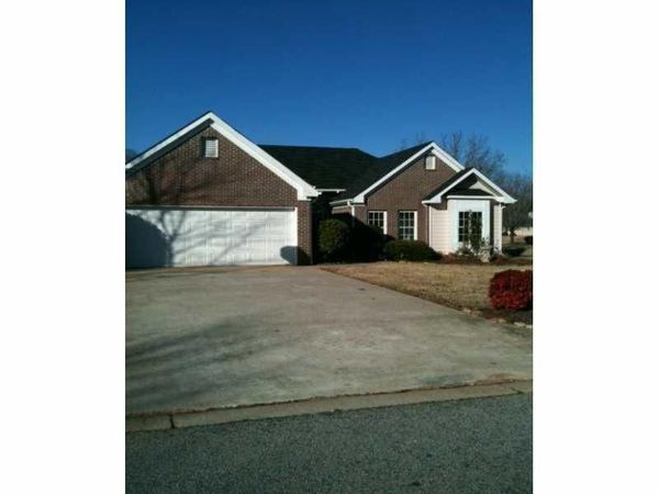 1613 Clairmont Lane SW, Conyers, GA 30094