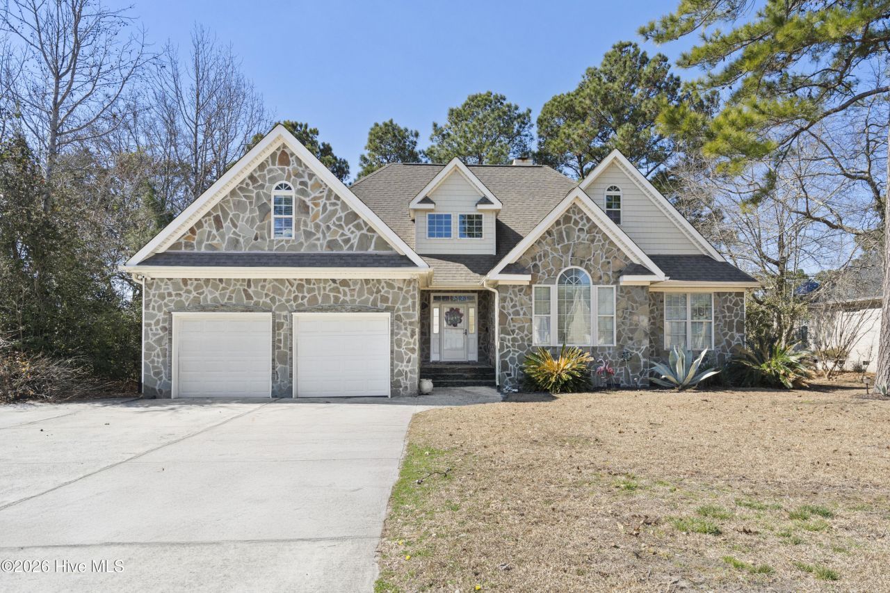 205 Port Side Drive, Sneads Ferry, NC 28460 Main Photo