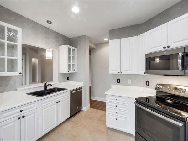 13033 Pennington PL, Unit 101, FORT MYERS, FL 33913