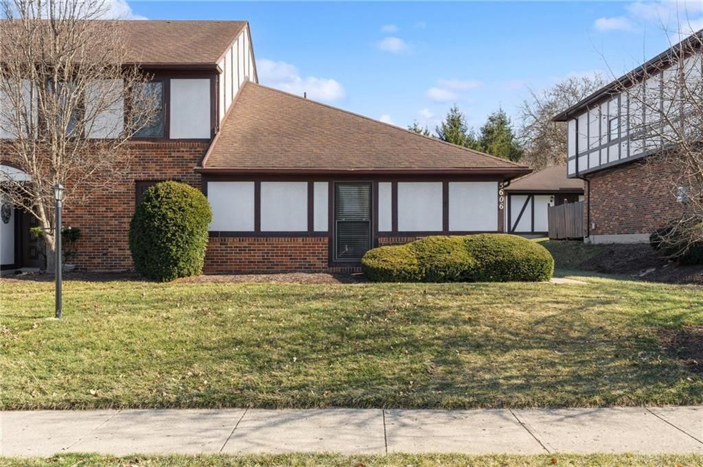 5606 Cobblegate Drive, Dayton, OH 45449 Main Photo