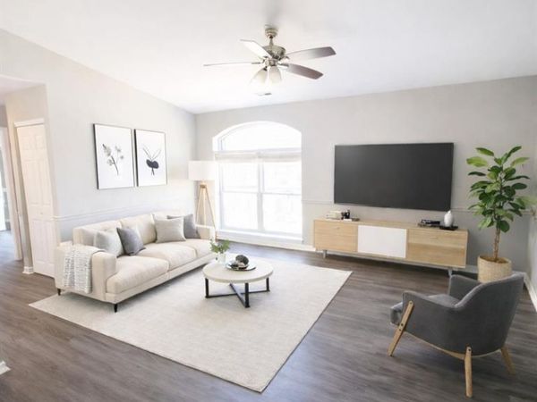 652 Green Jade Drive, Unit H, Fenton, MO 63026