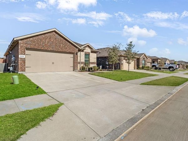 6224 Blacksmith Avenue, Fort Worth, TX 76179