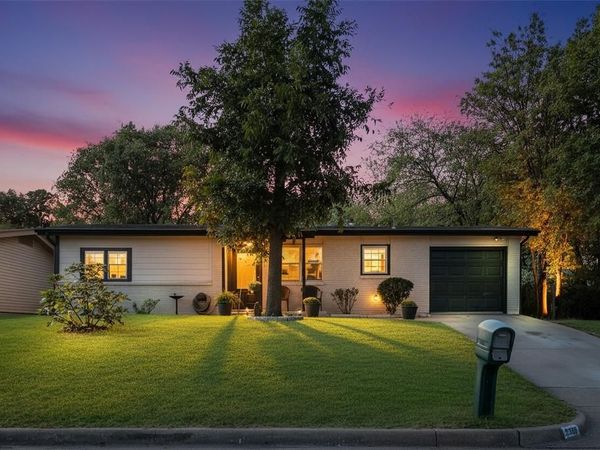 6308 Vel Drive, Fort Worth, TX 76112