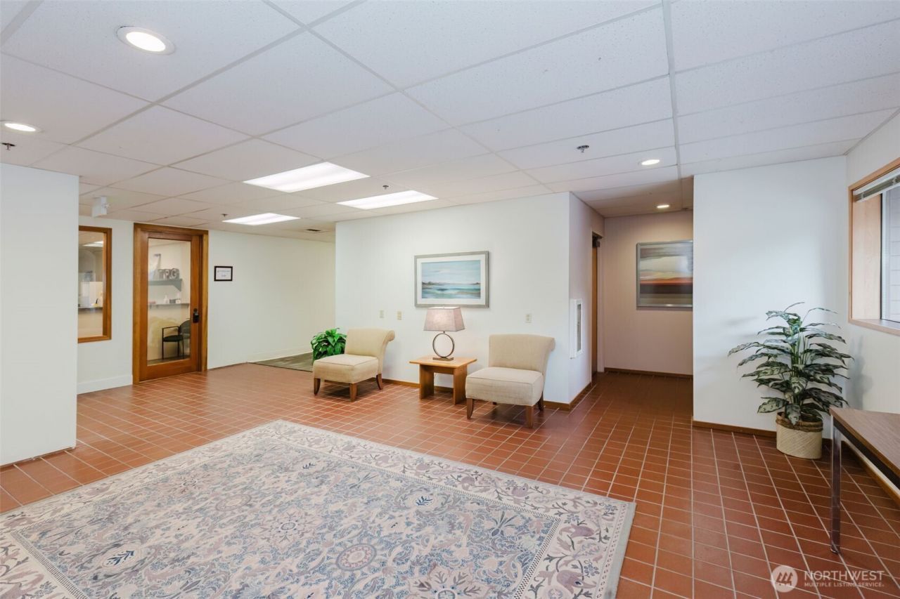 1040 NE Hostmark Street , Poulsbo, WA 98370