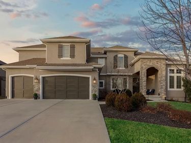 12310 W 163rd Terrace, Overland Park, KS 66221