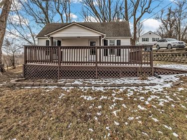 115 W 1st Street, Farley, MO 64028