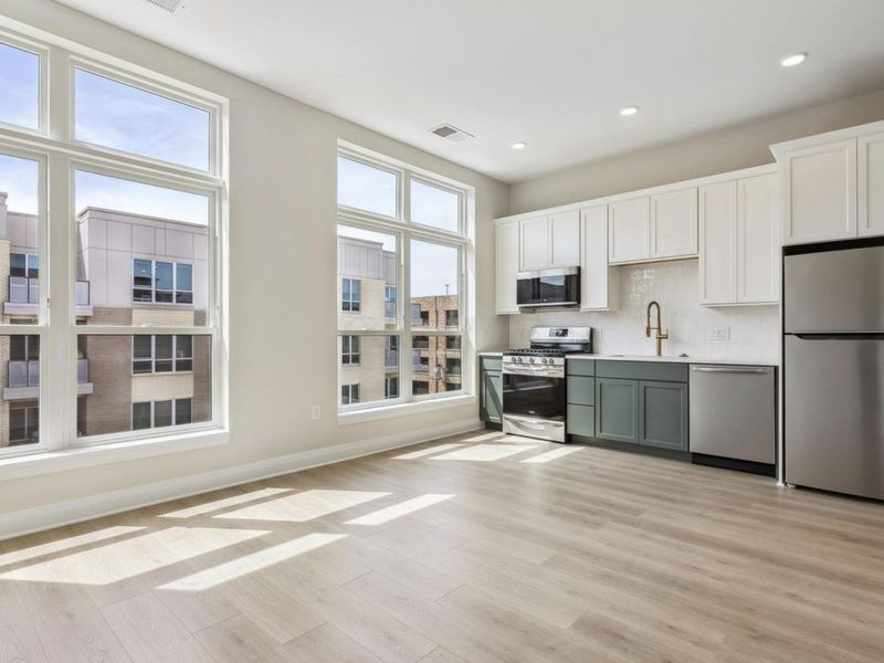 6640 Mooney Street, Unit 404, Dublin, OH 43017 Photo 3