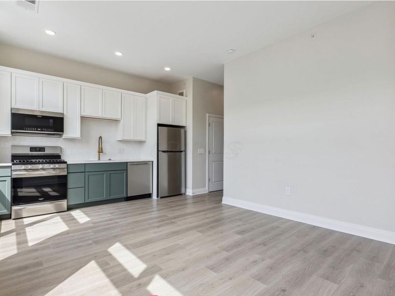 6640 Mooney Street, Unit 404, Dublin, OH 43017 Photo 4