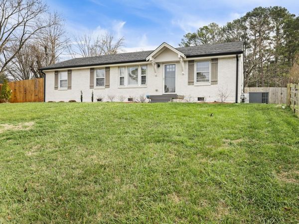 3826 E Ridge Dr, Nashville, TN 37211