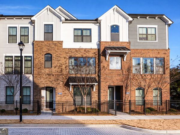 810 Kenway Avenue, Alpharetta, GA 30076