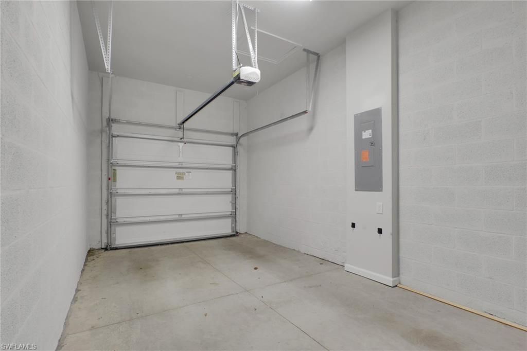 4713 Arboretum Cir, Unit 202, Naples, FL 34112 Photo