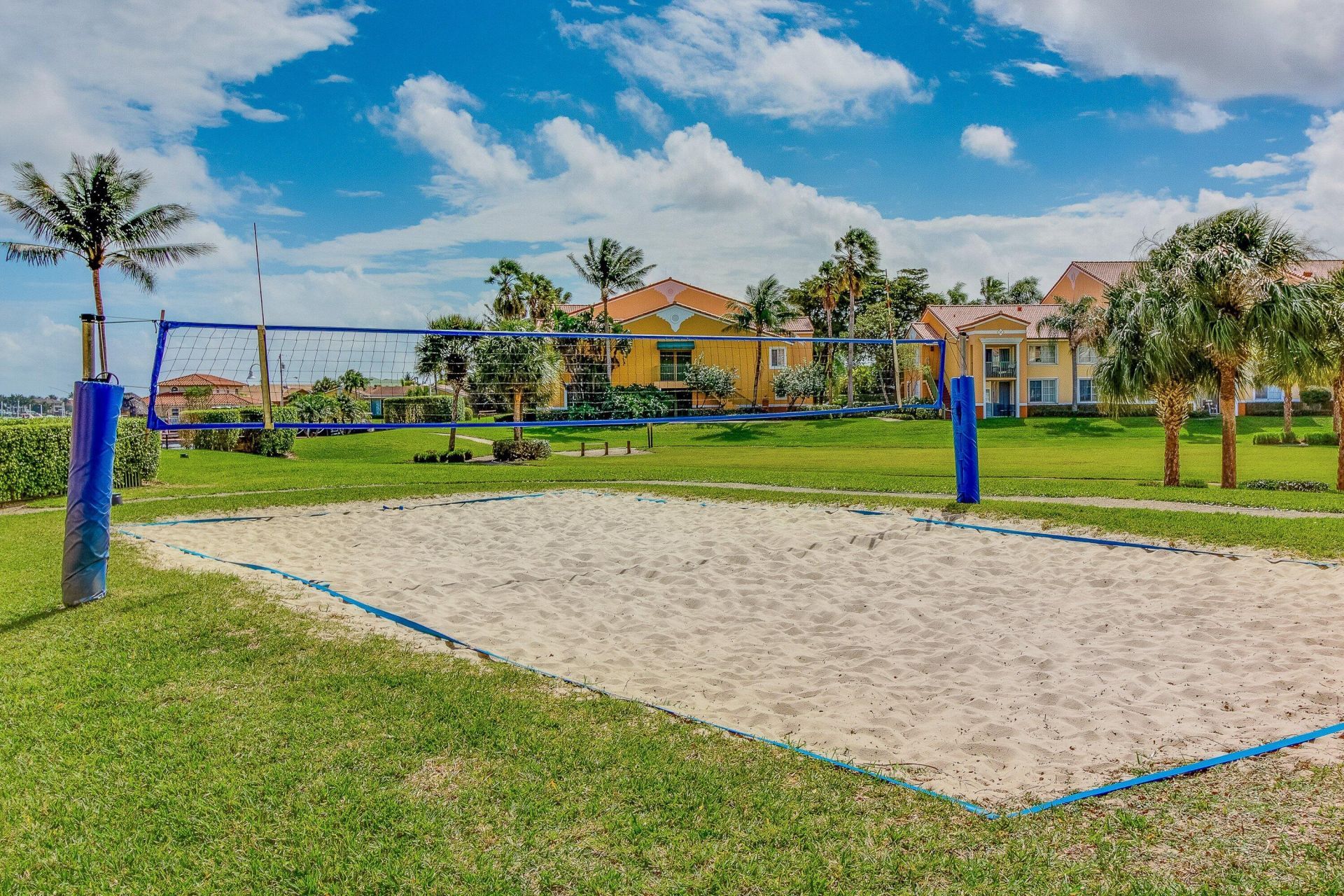 117 Yacht Club Way, Unit 206, Hypoluxo, FL 33462 Photo
