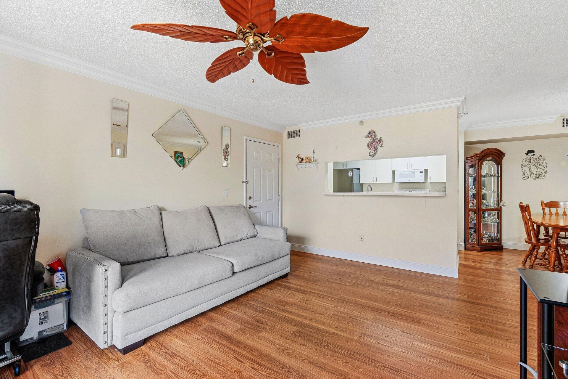 117 Yacht Club Way, Unit 206, Hypoluxo, FL 33462 Photo