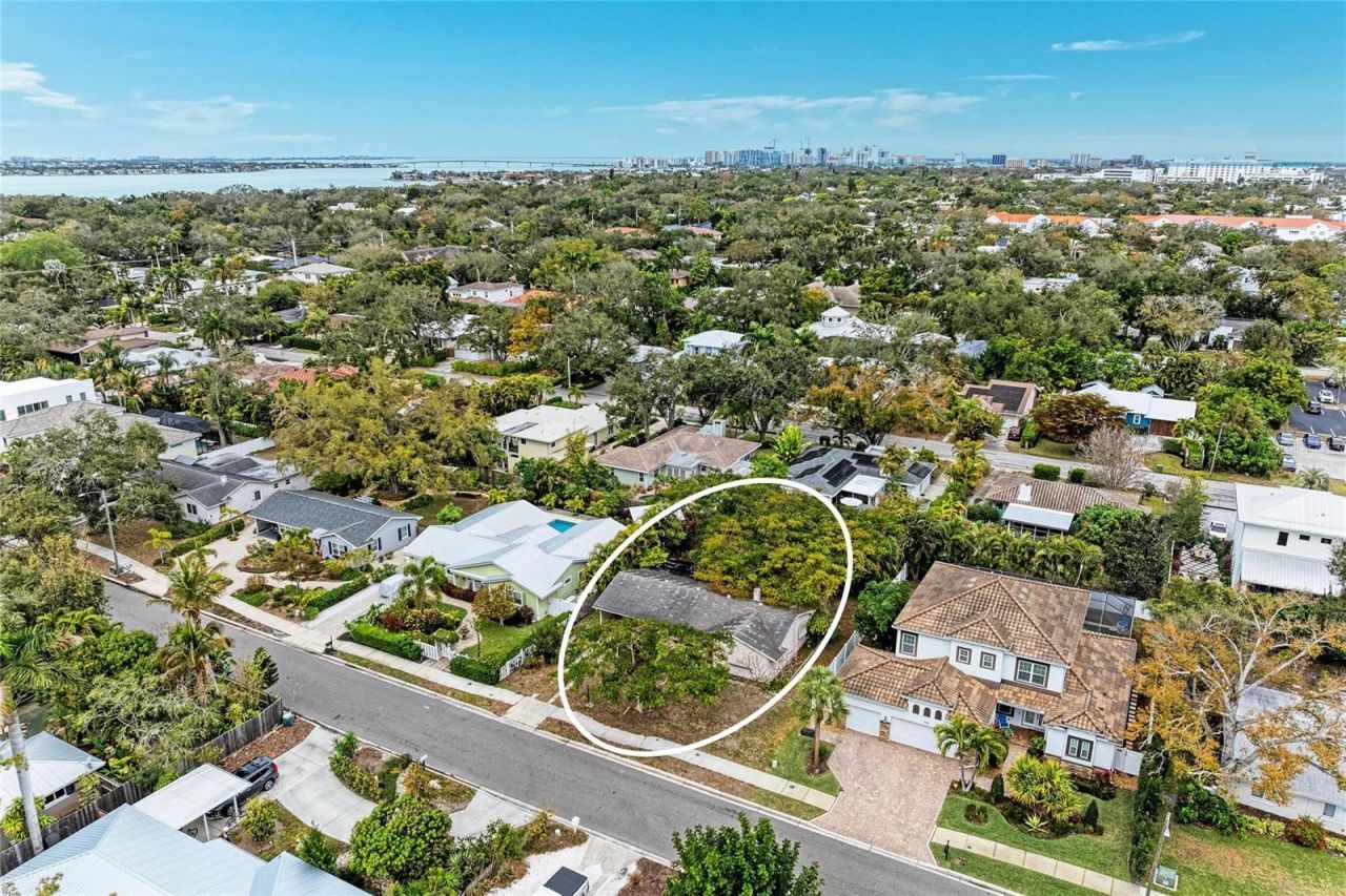 1925 Magnolia Street, Sarasota, FL 34239 Photo