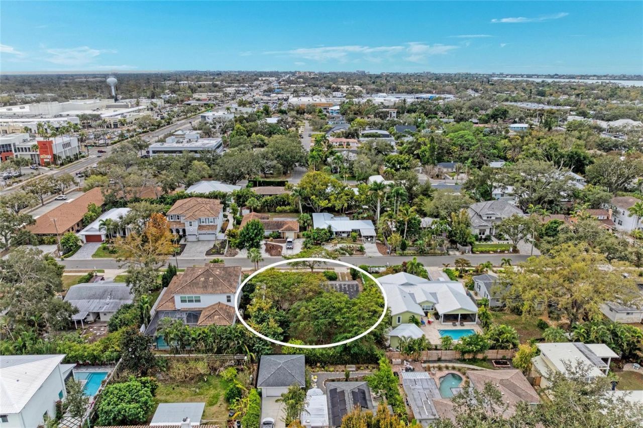 1925 Magnolia Street, Sarasota, FL 34239 Photo