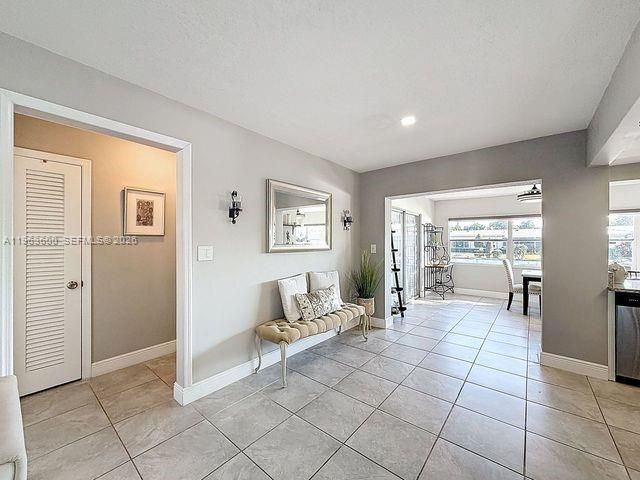 4506 NW 47th St, Tamarac, FL 33319 Photo