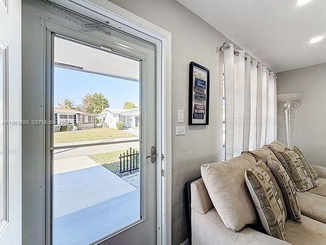 4506 NW 47th St, Tamarac, FL 33319 Photo