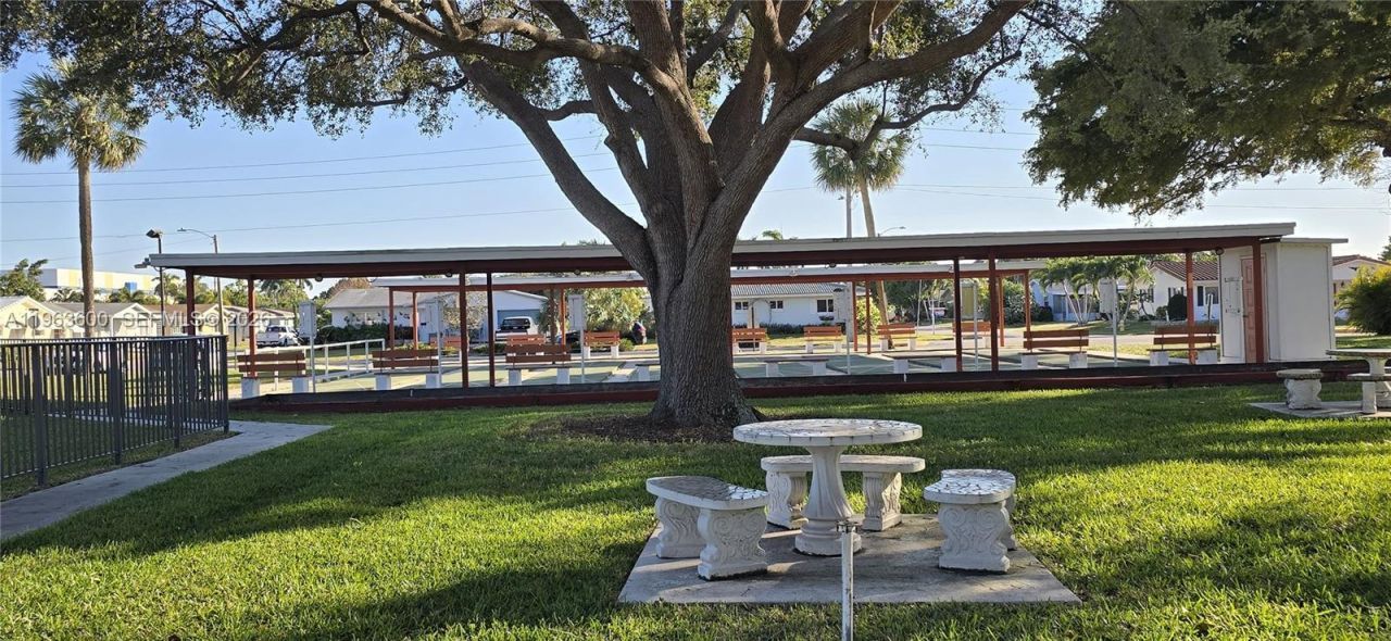 4506 NW 47th St, Tamarac, FL 33319 Photo