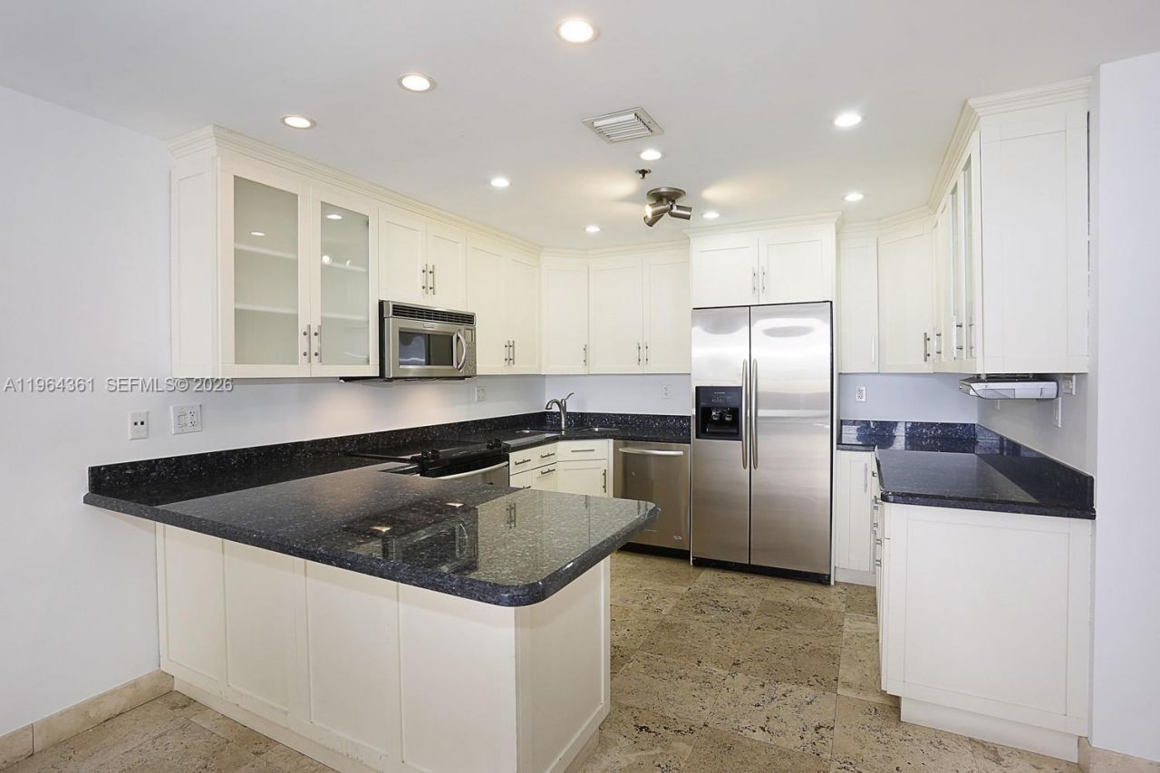 201 Crandon Blvd , Unit 507, Key Biscayne, FL 33149 Photo