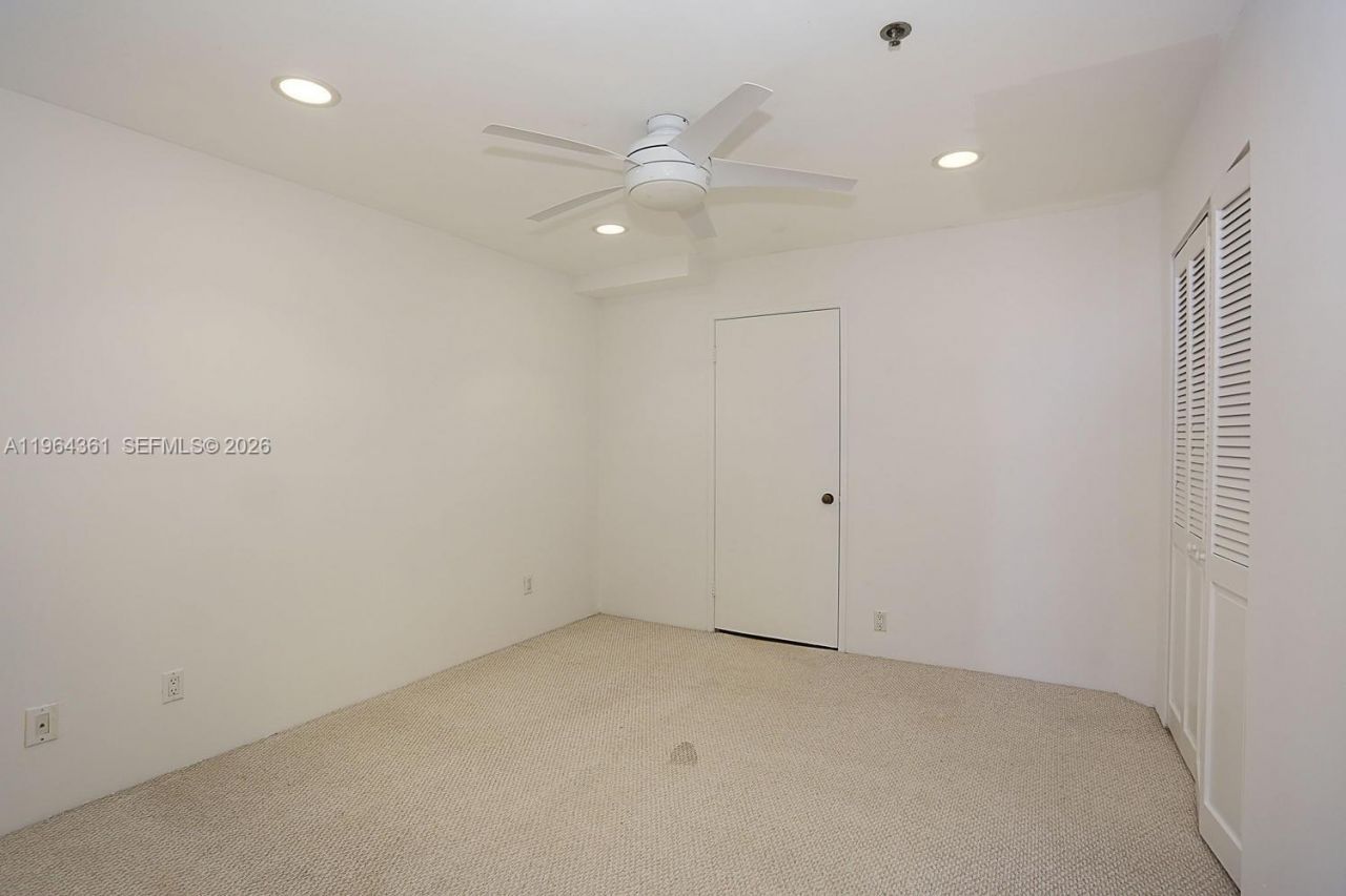 201 Crandon Blvd , Unit 507, Key Biscayne, FL 33149 Photo