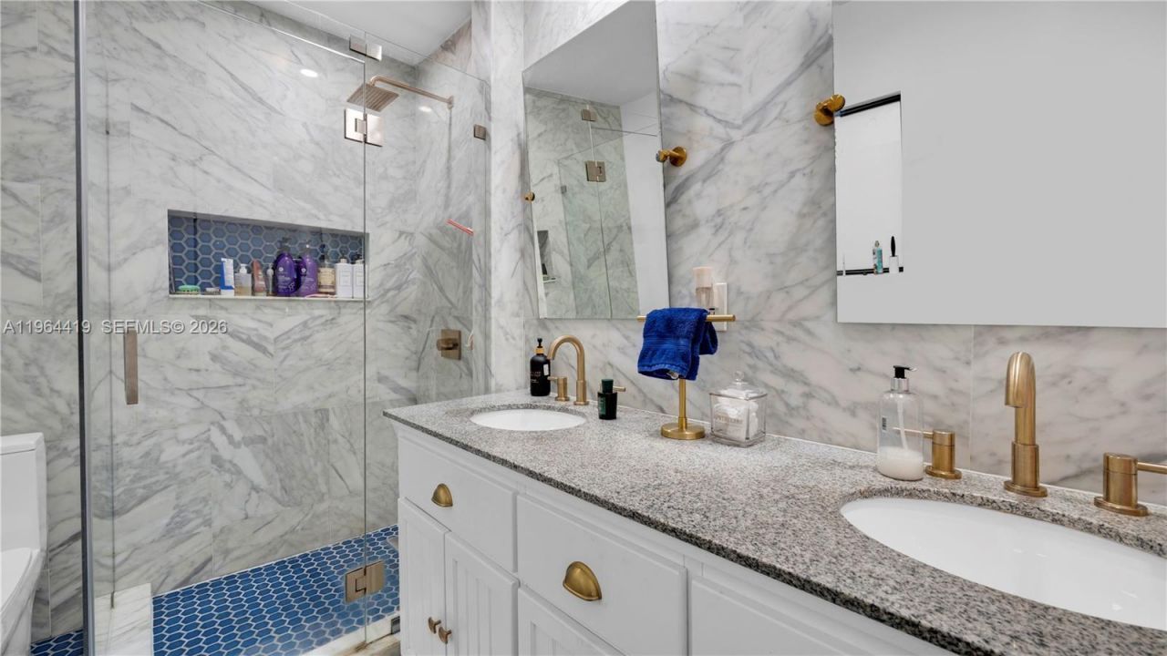 375 SW 32nd Rd, Miami, FL 33129 Photo