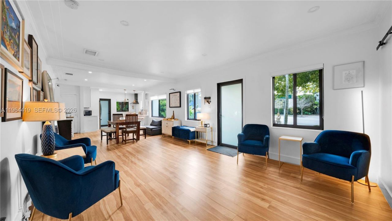 375 SW 32nd Rd, Miami, FL 33129 Photo