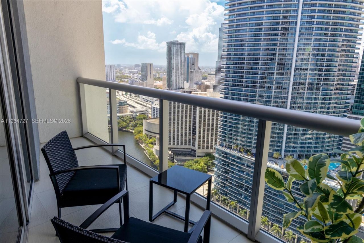 475 Brickell Ave, Unit 3510, Miami, FL 33131 Photo