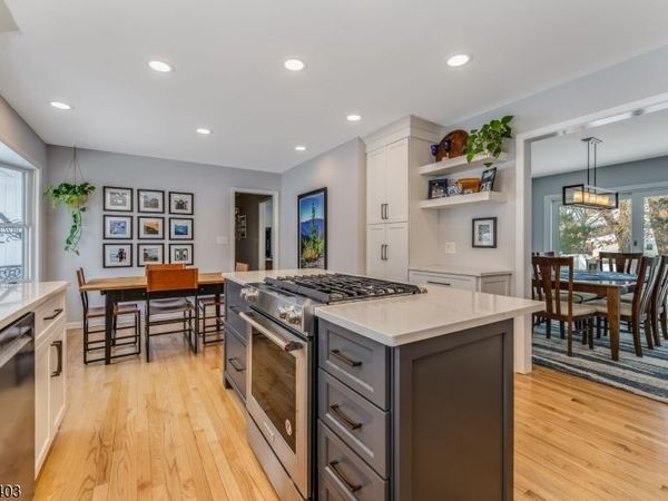 40 Dayton Rd, Raritan, NJ 08822