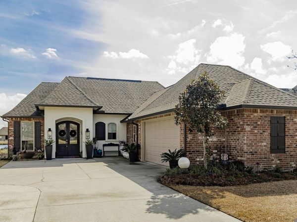 285 Lakeshore, Oscar, LA 70762