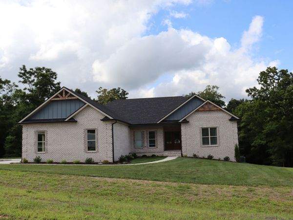 1534 Buck Ridge Ct, Cunningham, TN 37052