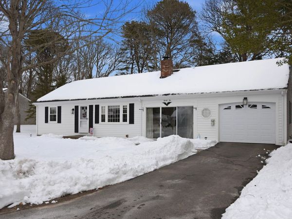 22 Johnson Lane , West Yarmouth, MA 02673