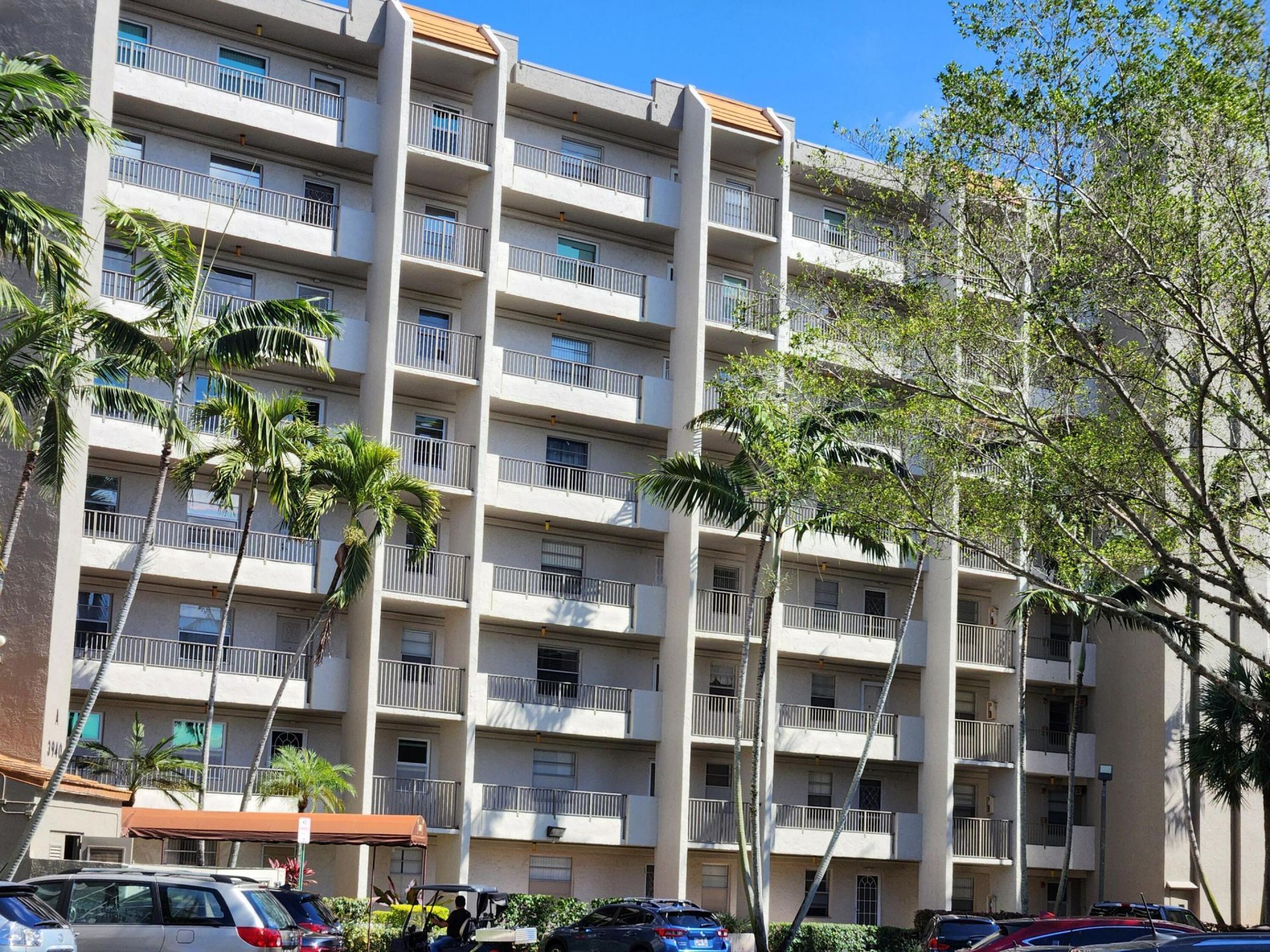 3940 Inverrary Boulevard, Unit 302, Lauderhill, FL 33319 Photo