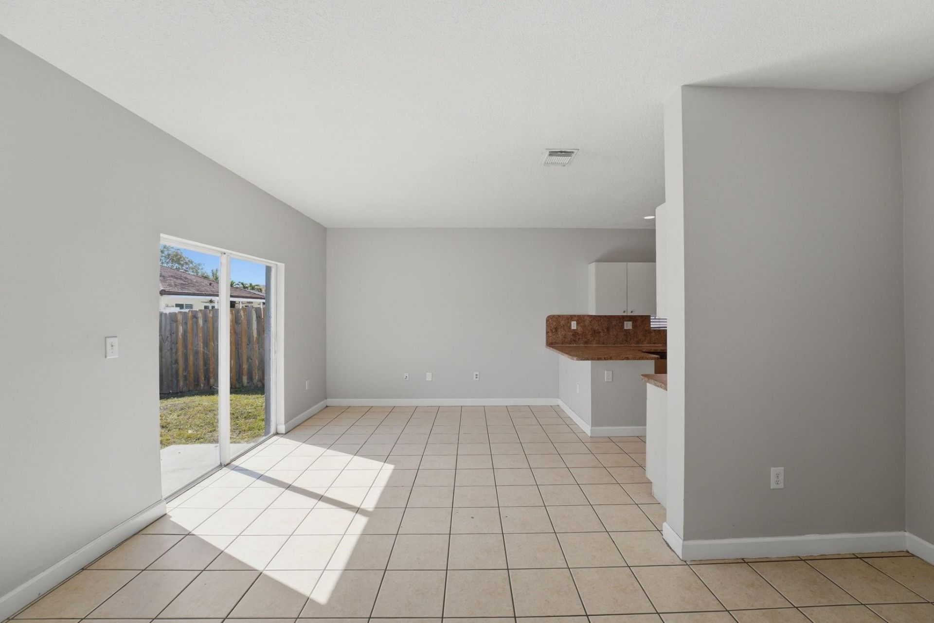 15464 SW 18th Lane, Miami, FL 33185 Photo