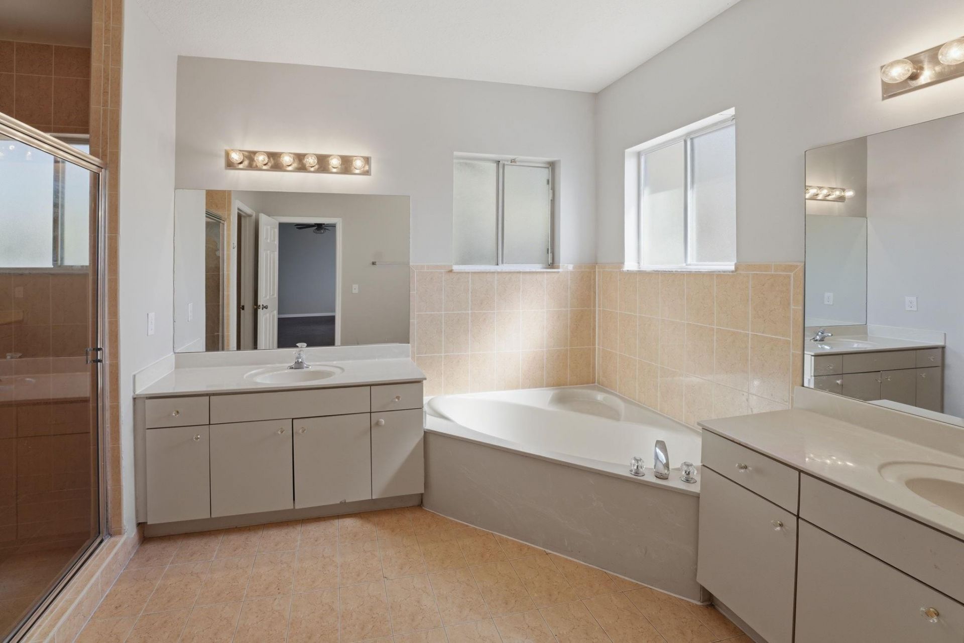 15464 SW 18th Lane, Miami, FL 33185 Photo