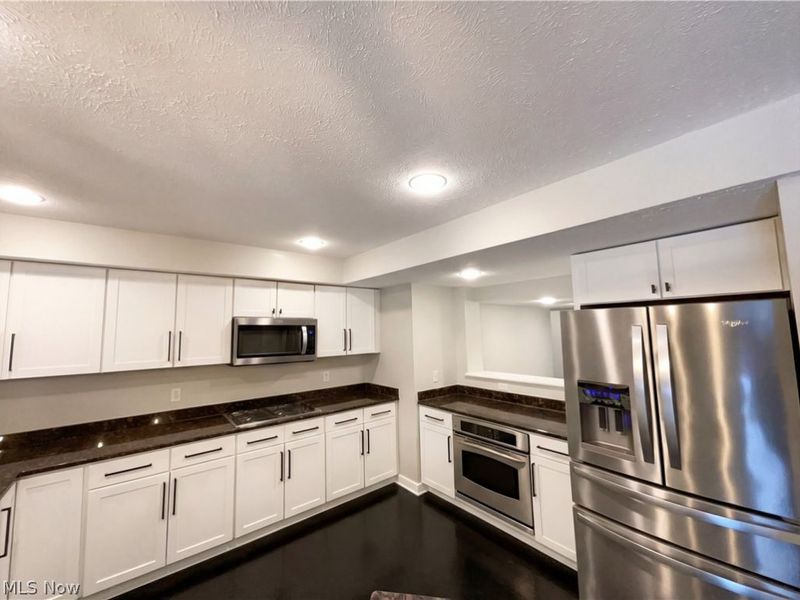 2272 W 5th Street, Cleveland, OH 44113 Photo 2