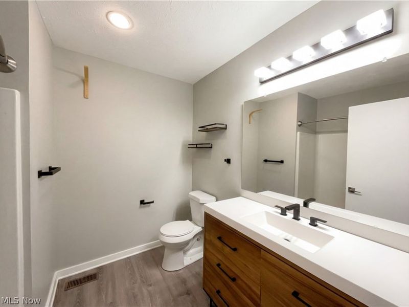 2272 W 5th Street, Cleveland, OH 44113 Photo 6