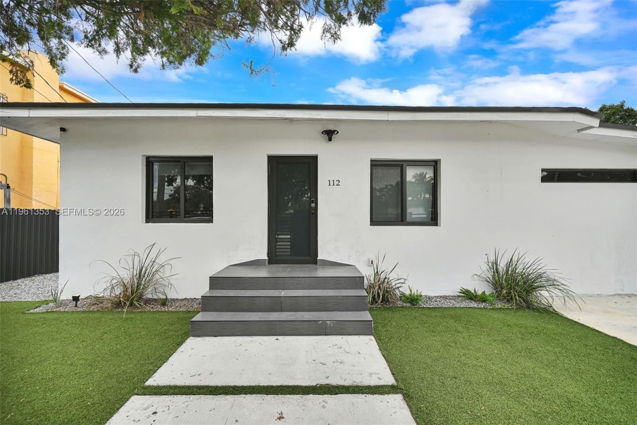 112 NW 53rd St , Miami, FL 33127 Photo