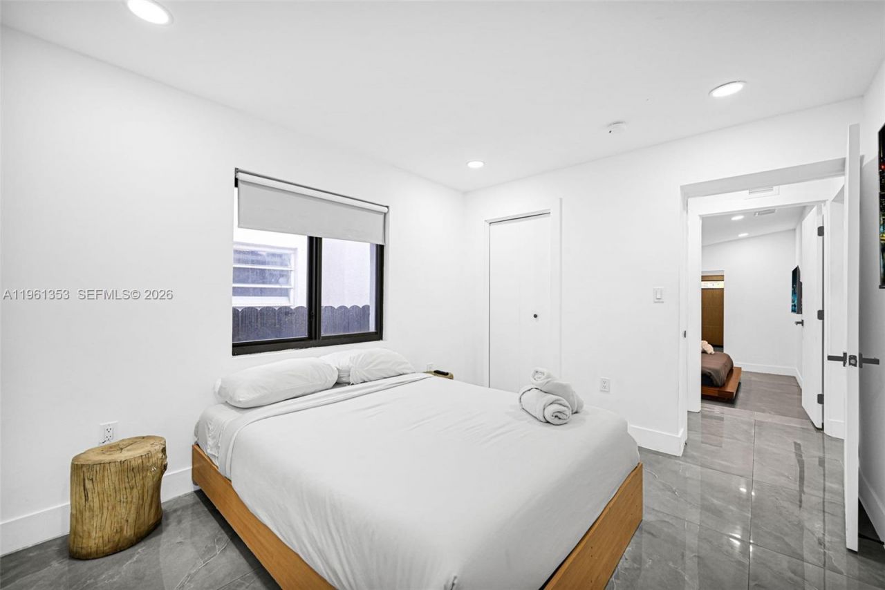 112 NW 53rd St , Miami, FL 33127 Photo