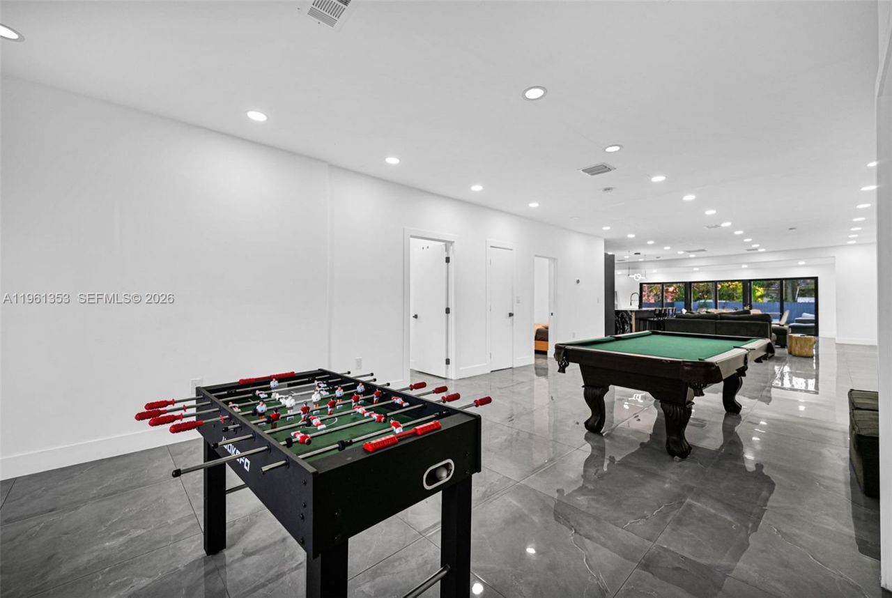 112 NW 53rd St , Miami, FL 33127 Photo