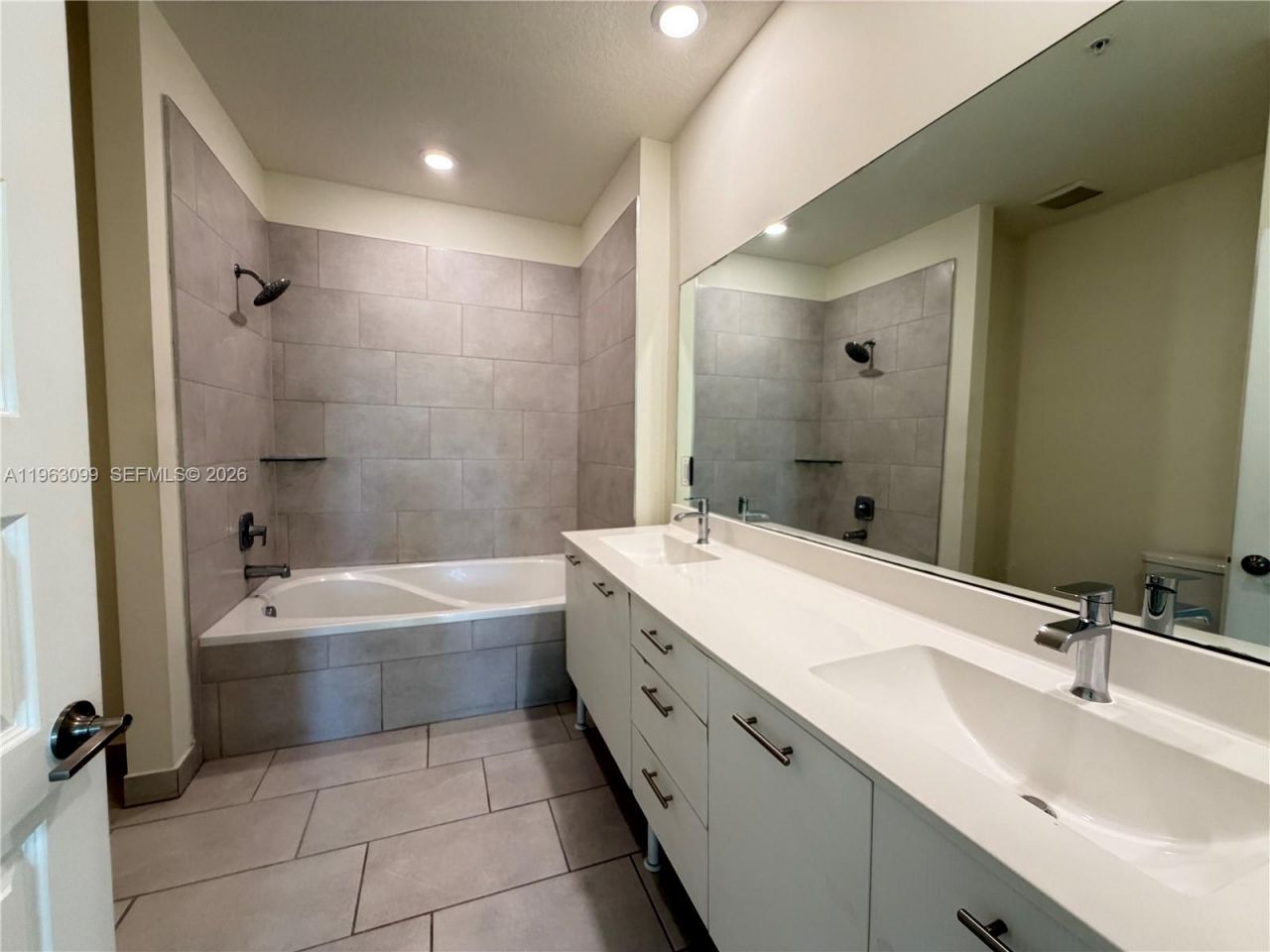 4640 NW 84th Ave, Unit 47, Doral, FL 33166 Photo