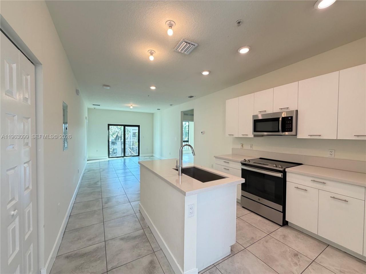 4640 NW 84th Ave, Unit 47, Doral, FL 33166 Photo