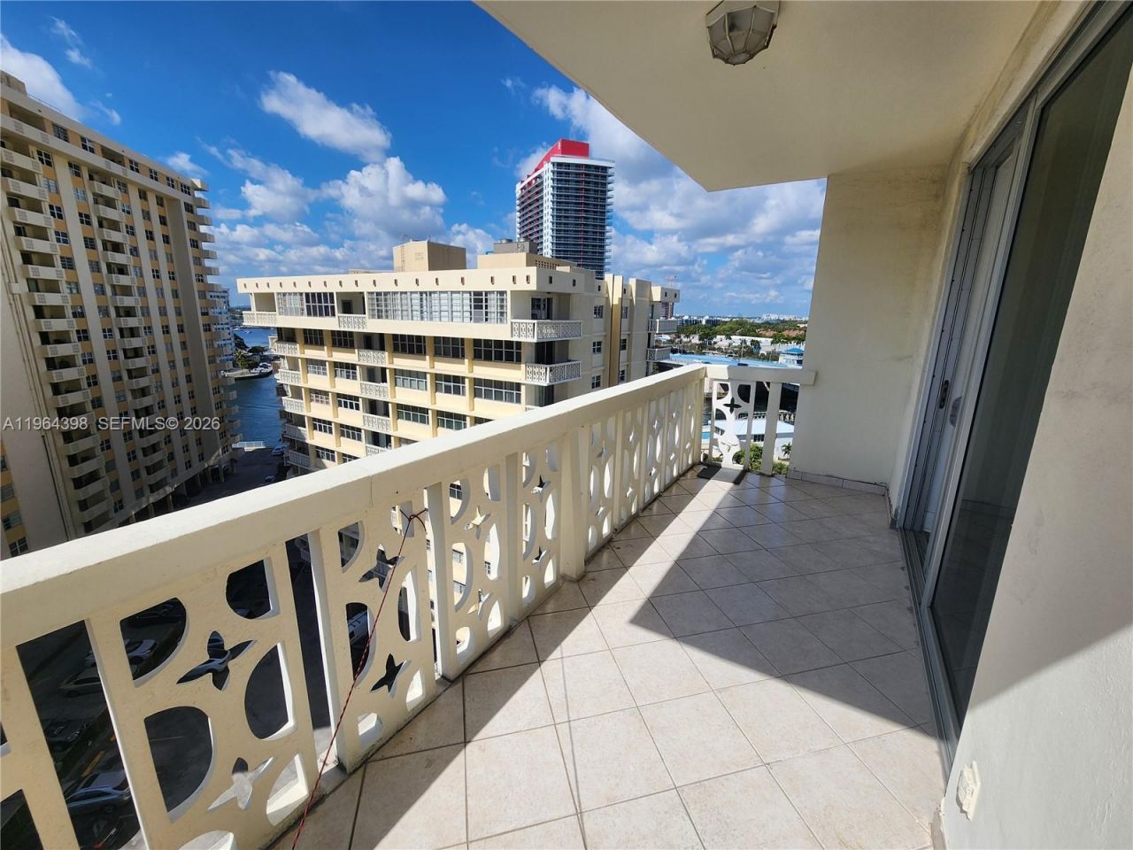 1825 S Ocean Dr , Unit PH 9, Hallandale Beach, FL 33009 Photo