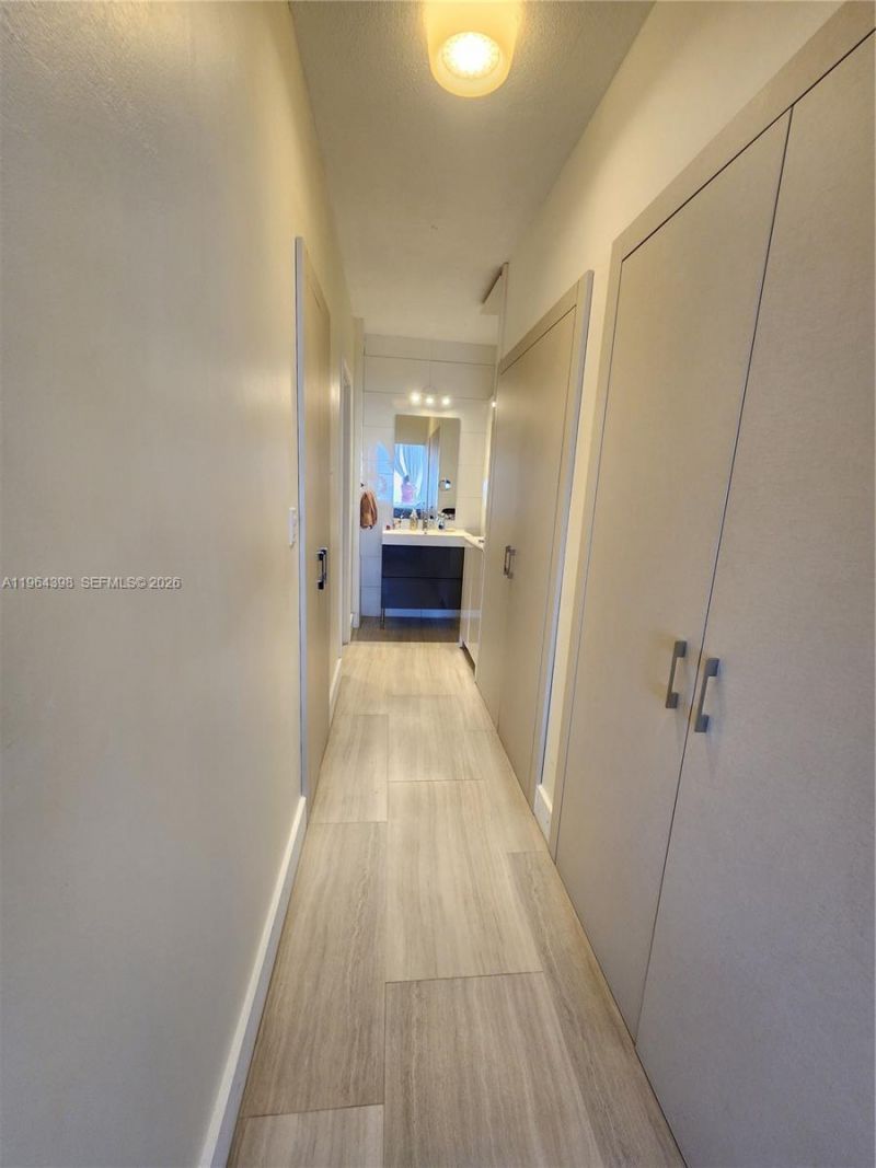 1825 S Ocean Dr , Unit PH 9, Hallandale Beach, FL 33009 Photo