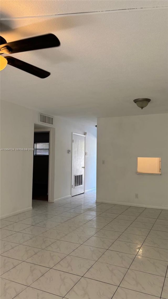 4200 NW 3rd Ct , Unit 111, Plantation, FL 33317 Photo