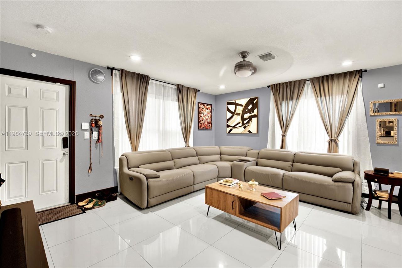 2771 NW 8th St, Pompano Beach, FL 33069 Photo