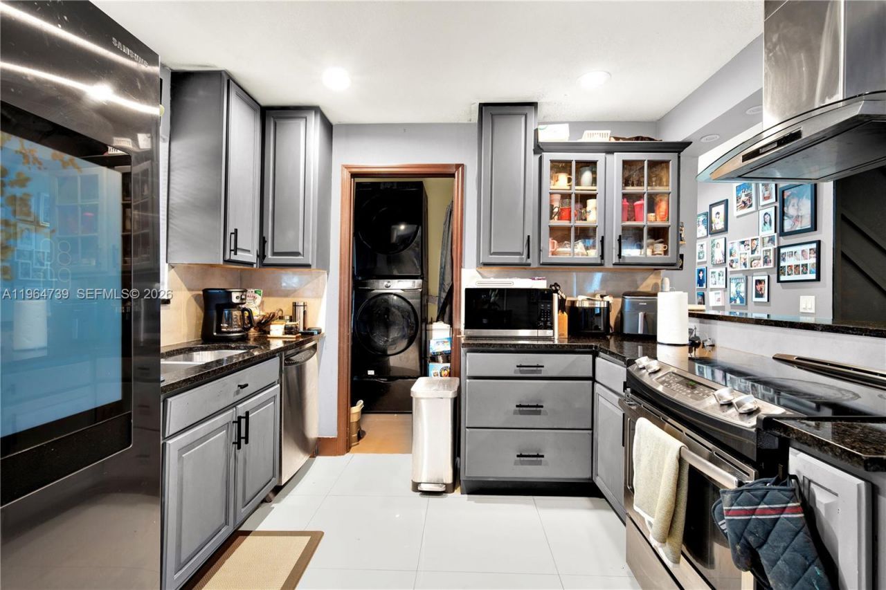 2771 NW 8th St, Pompano Beach, FL 33069 Photo