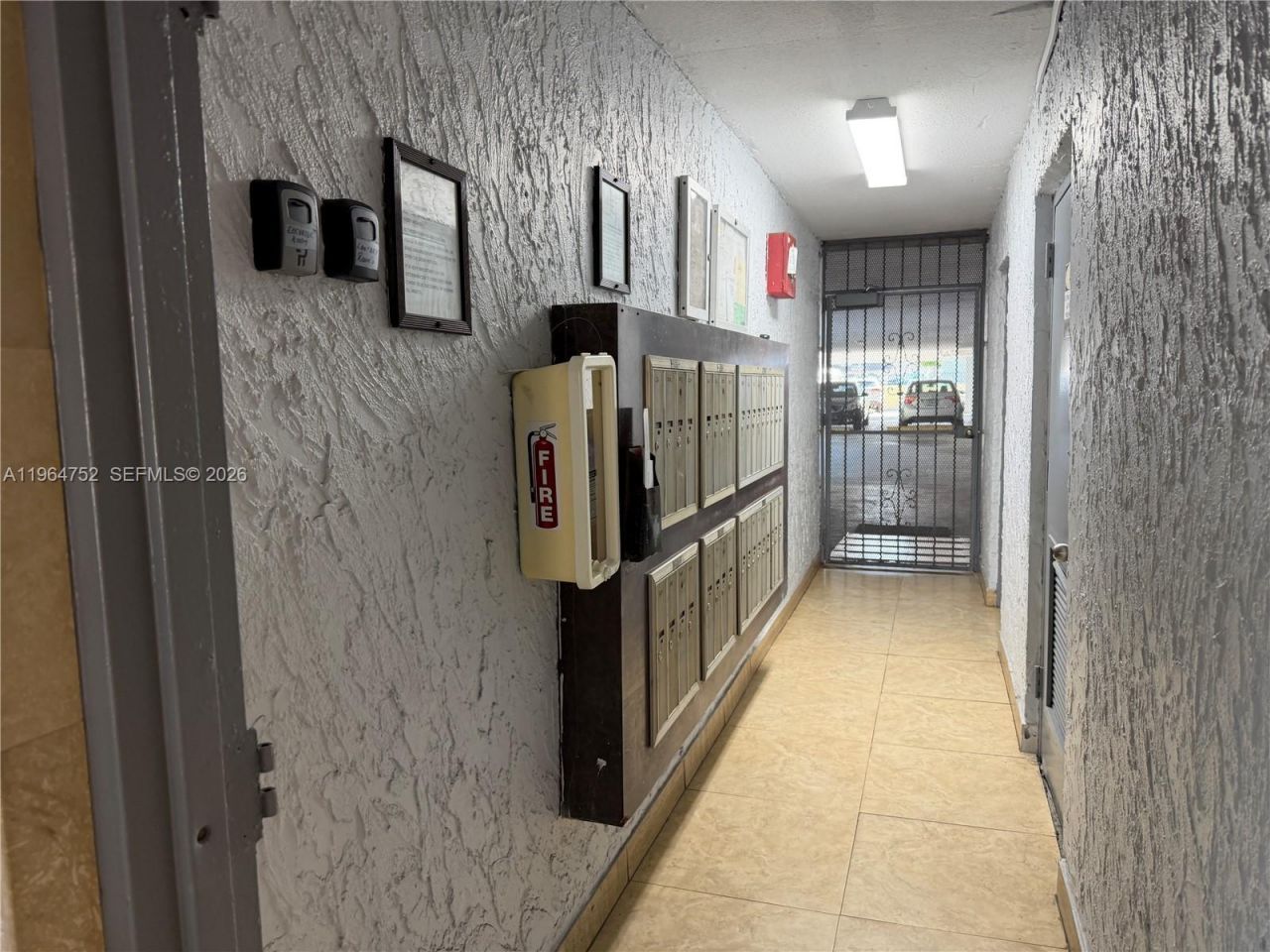 13685 NE 10th Ave , Unit 304, North Miami, FL 33161 Photo